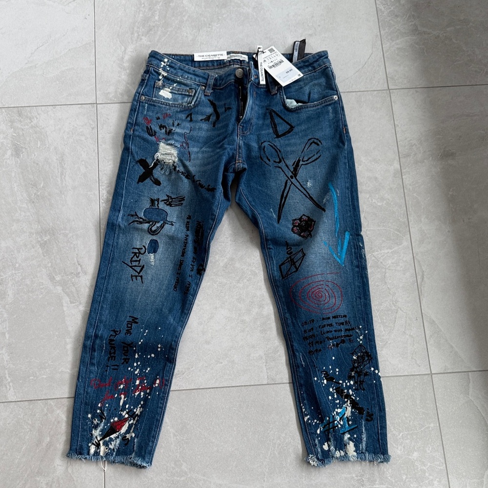 Zara Blue Graphic Jeans